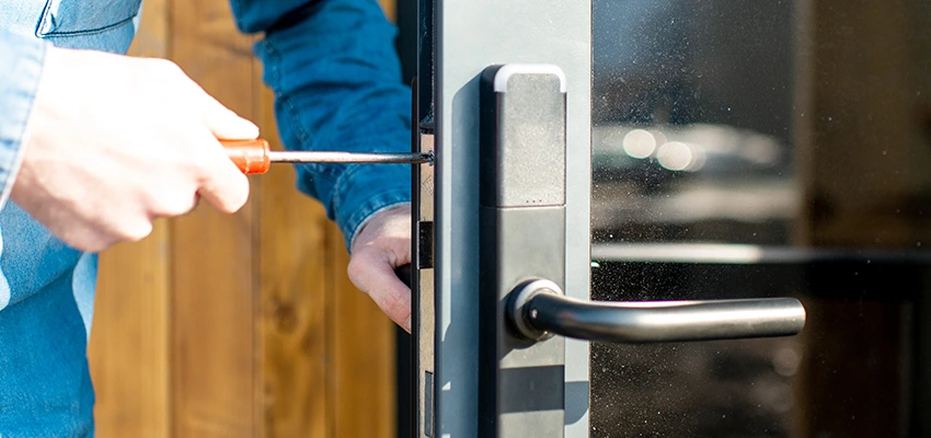 Aluminium Door Lock Replacement in Valle Vista, California