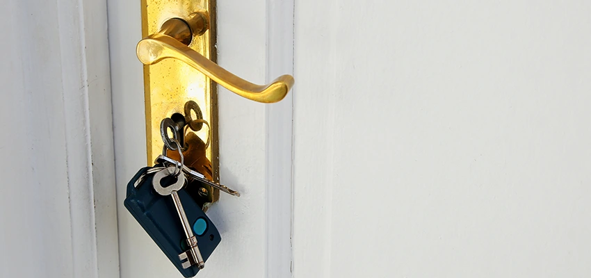 Broken Door Key Extraction in Valle Vista, CA